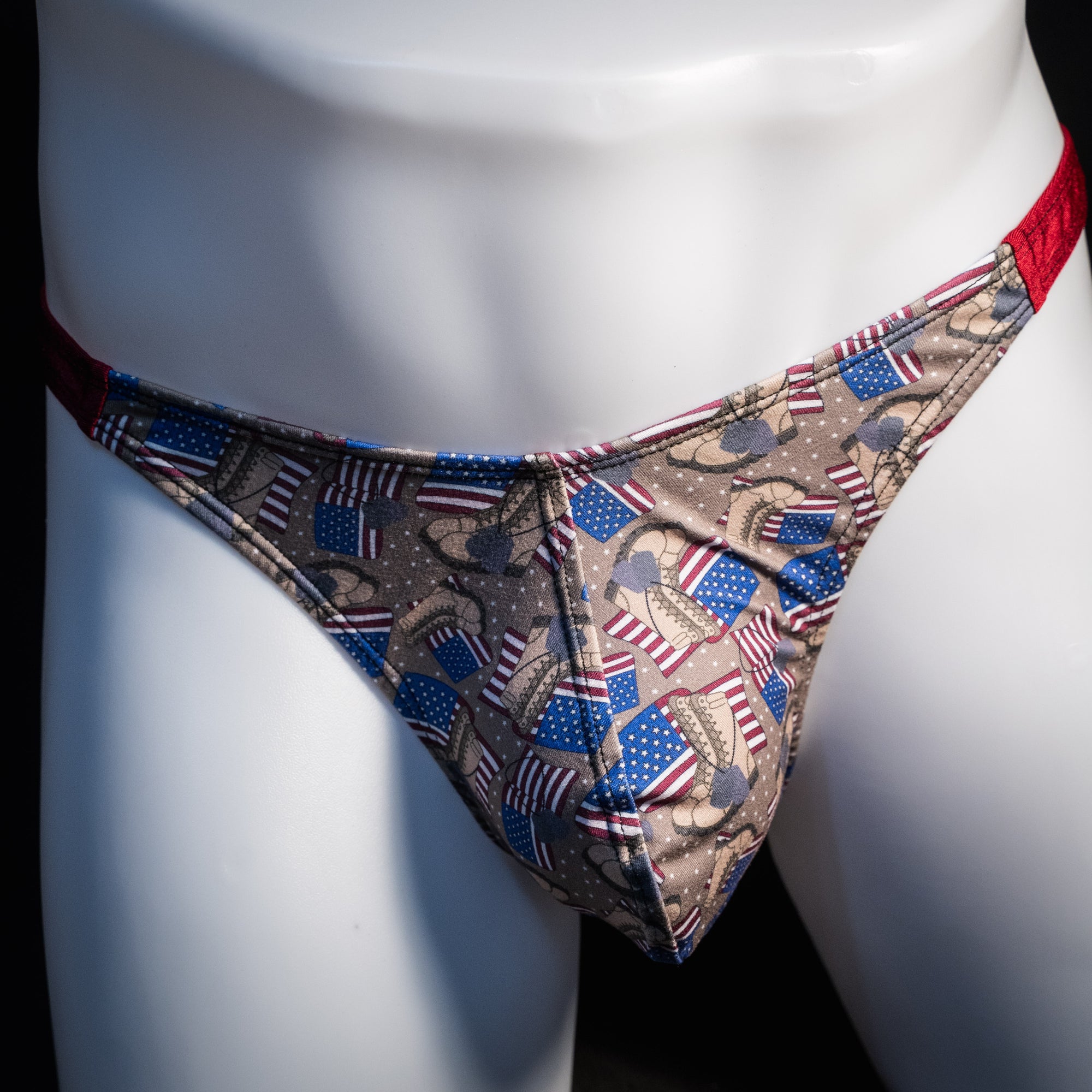 Men's boots and American flags thong underwear, classic cut, Front view