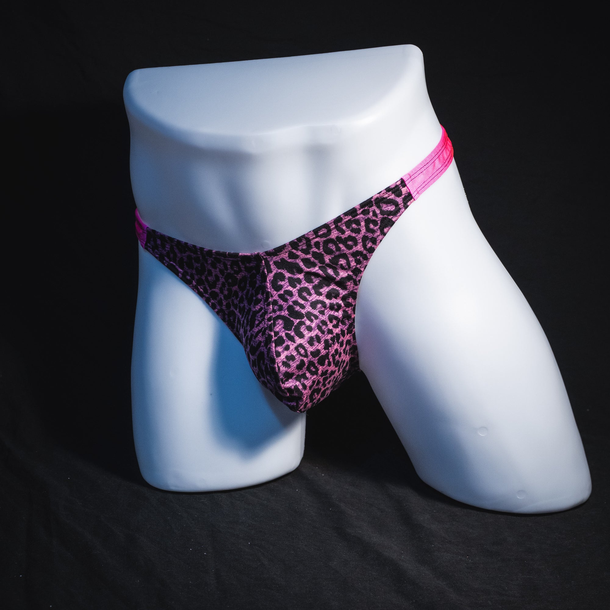 Men's purple and pink leopard print thong underwear, classic cut, Full angled front view