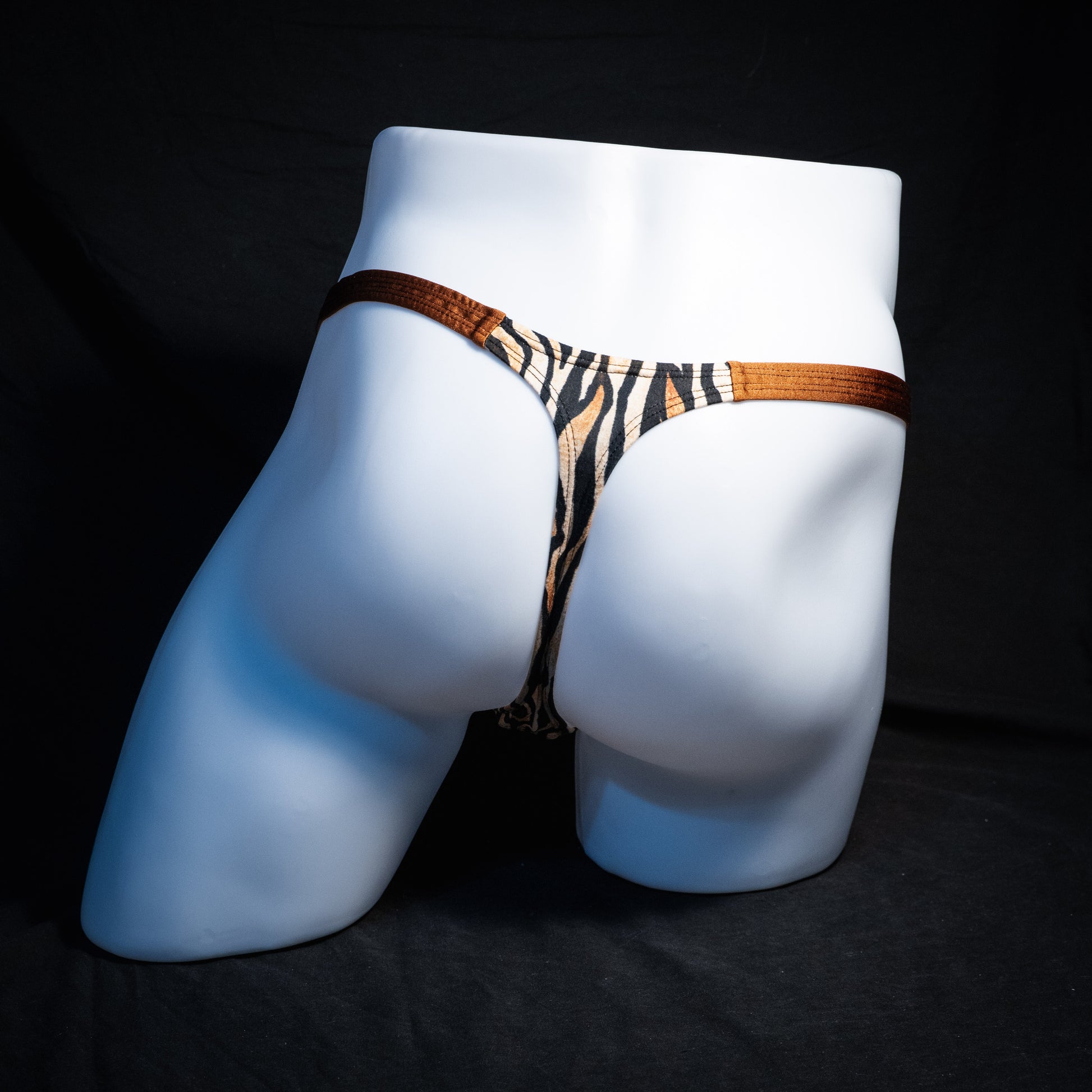 Men's tiger stripe thong underwear, classic cut, Full rear view